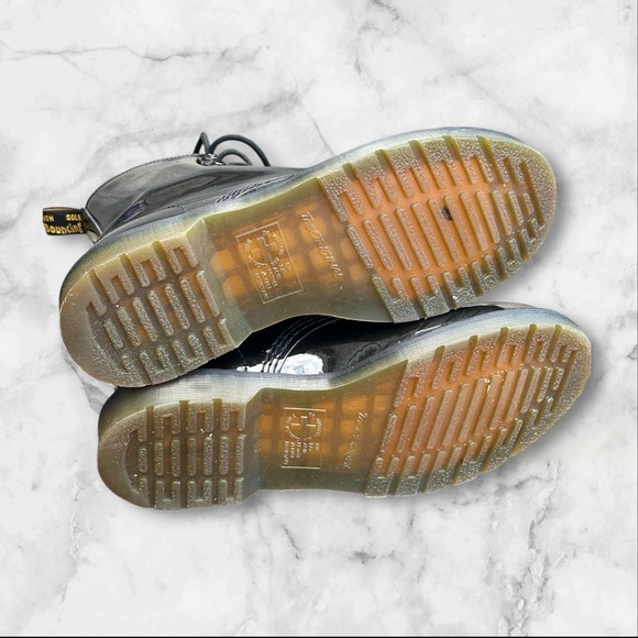 Black Patent Leather Lace-Up Dr. Marten Boots 8M 9L - Picture 12 of 15